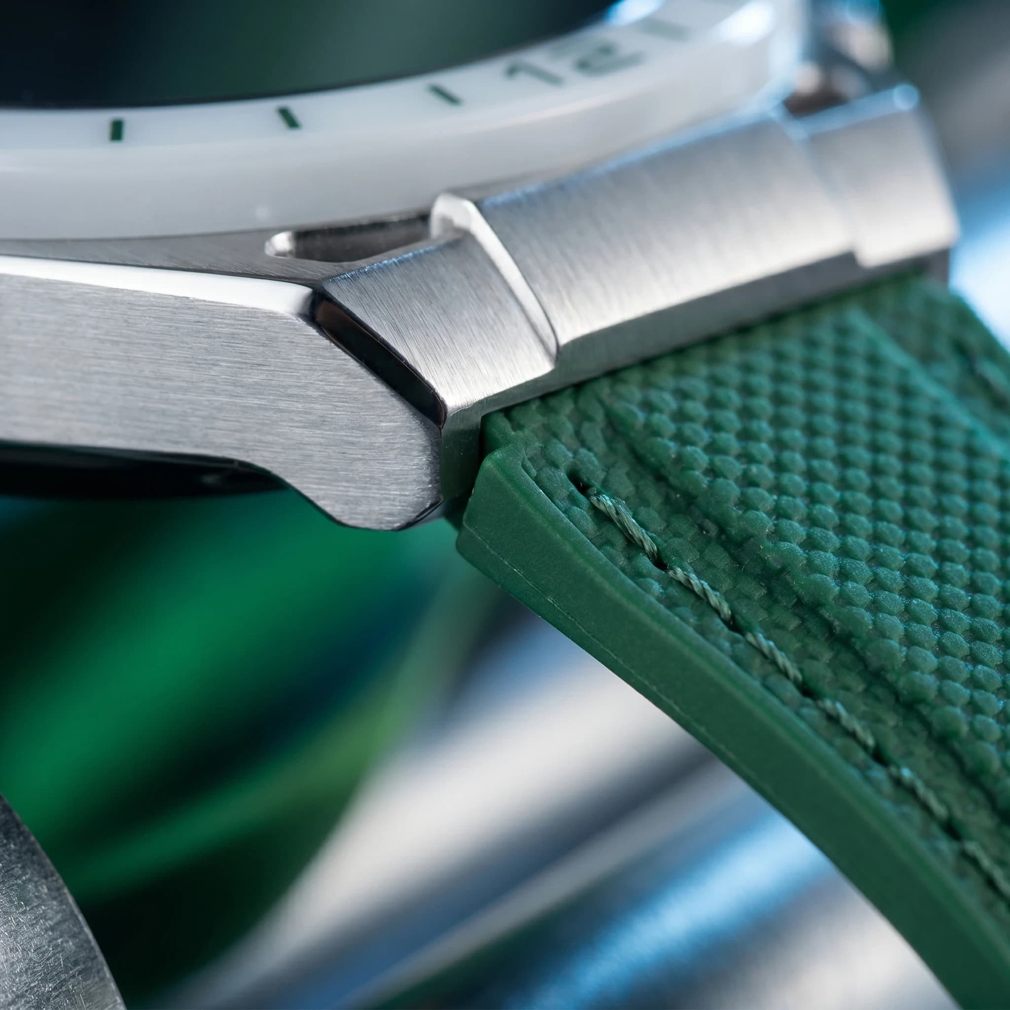 Close-up detail of the Premium Green Smartwatch band and case